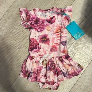 Posh Peanut Amira skirted ruffle sleeve bodysuit NWT size 6-12 months